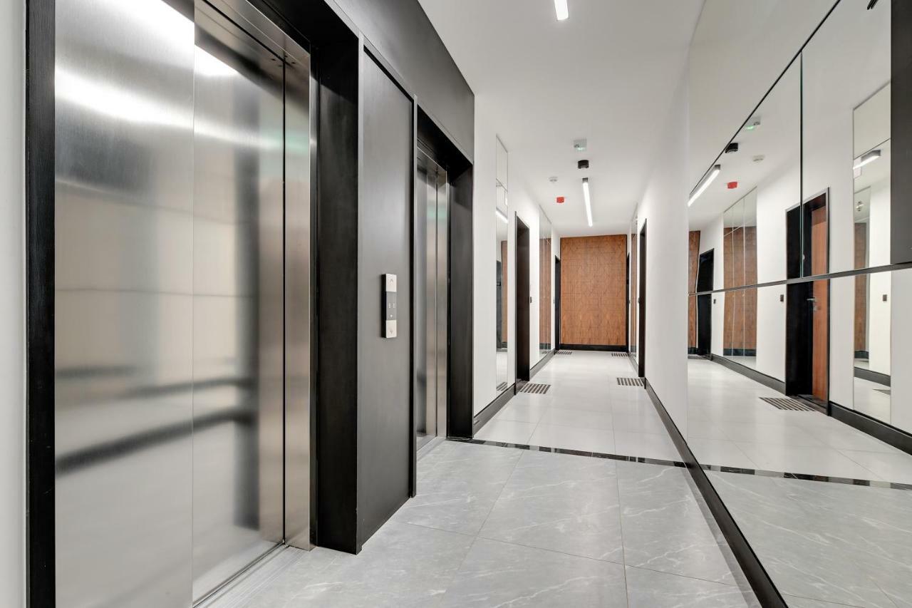 Platinium Top Floor City View غدانسك المظهر الخارجي الصورة