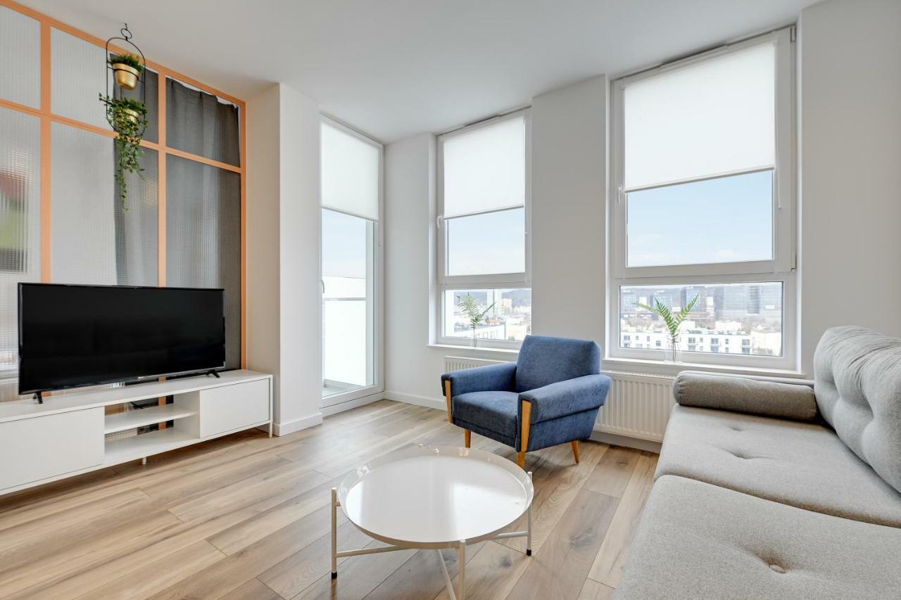 Platinium Top Floor City View غدانسك المظهر الخارجي الصورة